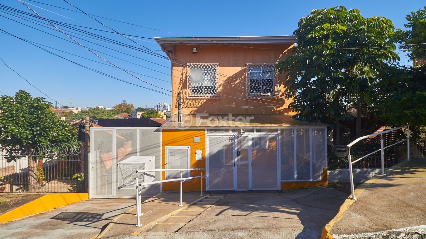 casa sobrado para comprar em Medianeira, Porto Alegre - foto 1