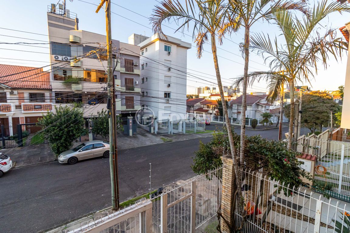 casa sobrado para comprar em João Carlos Bertussi da Silva, 115 - foto 13