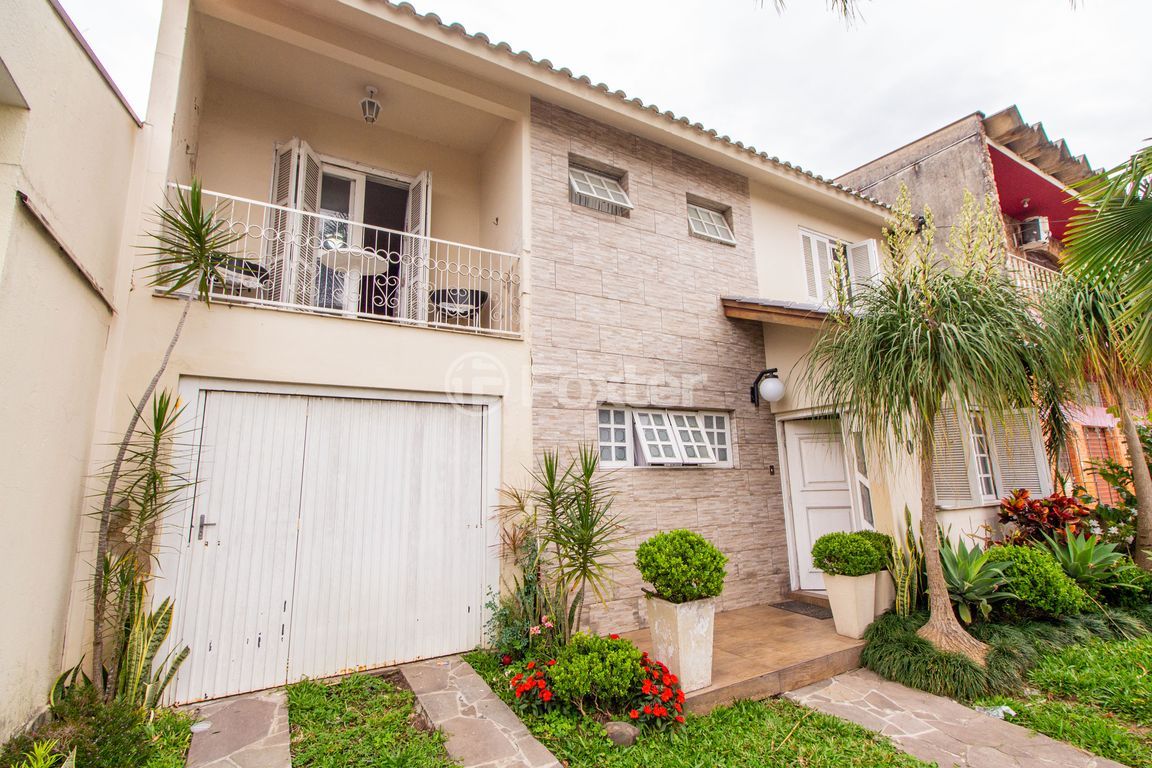 casa sobrado para comprar em Jardim Itu, Porto Alegre - foto 1