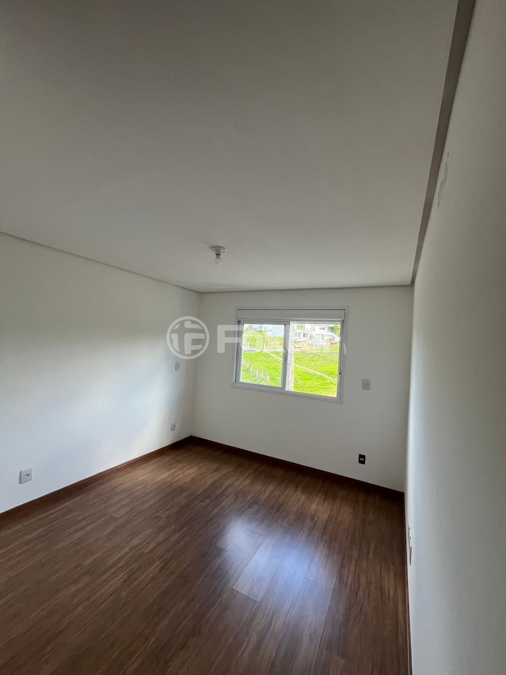casa sobrado para comprar em Madre Celina Maria Azambuja, 164 - foto 10