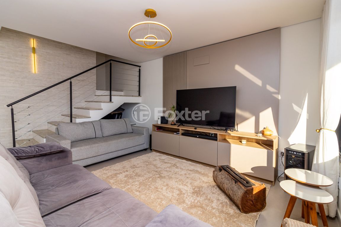 casa sobrado para comprar em Chácara das Pedras, Porto Alegre - foto 1