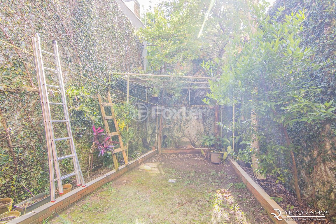 casa sobrado para comprar em Doutor Pitrez, 297 - foto 29
