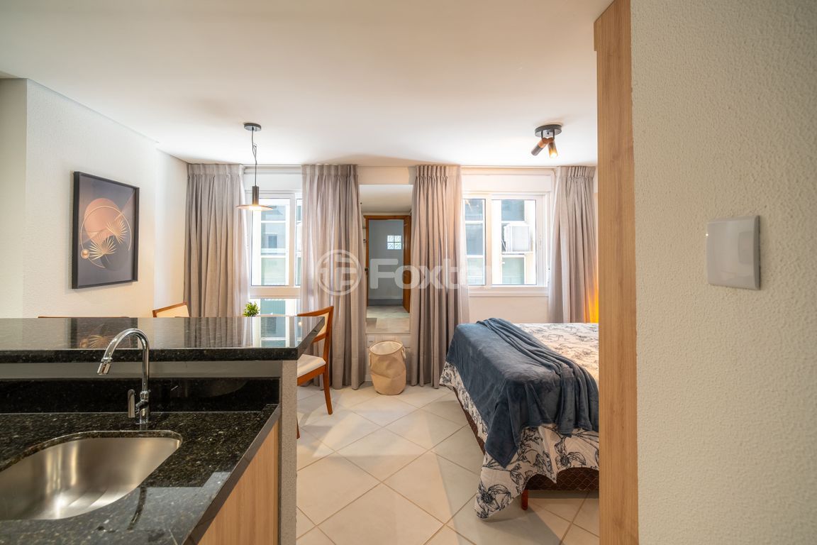 studio kitnet jk para comprar em Centro Histórico, Porto Alegre - foto 1