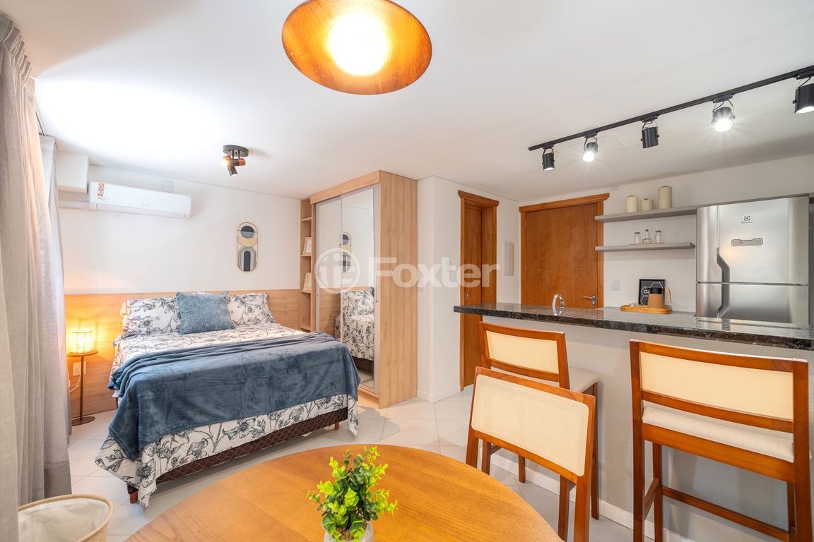 studio kitnet jk para comprar em Centro Histórico, Porto Alegre - foto 1