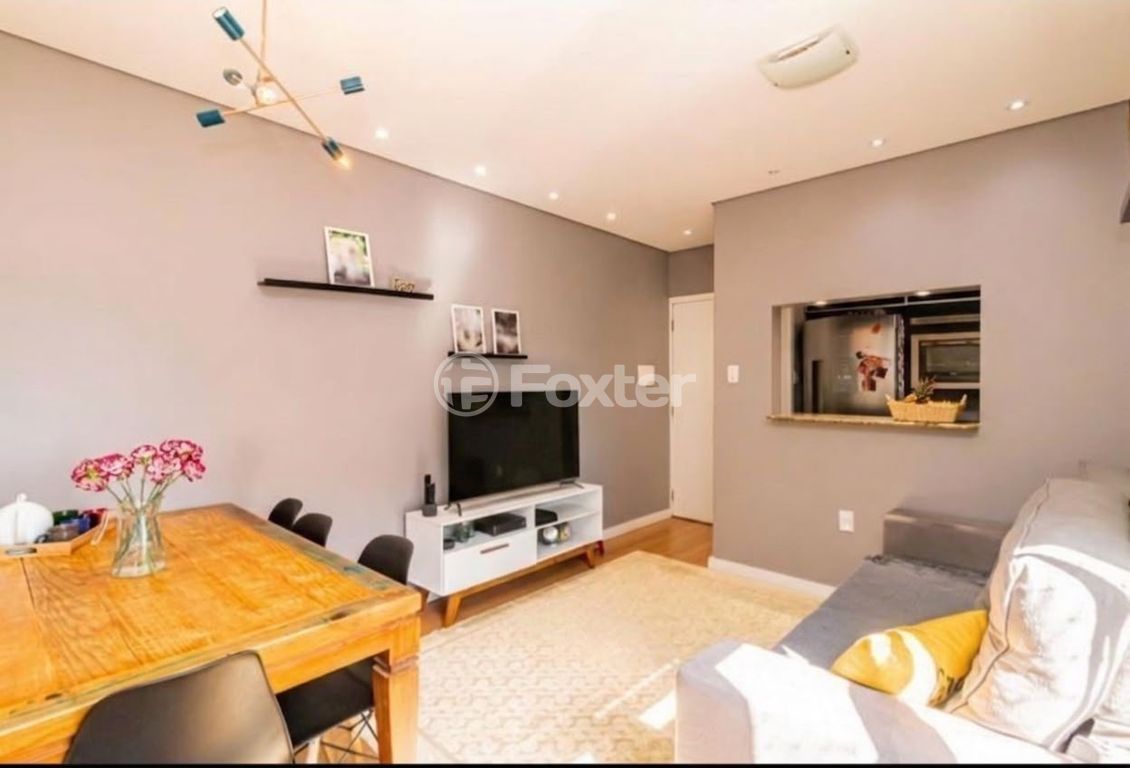 Apartamento para comprar em São João, Porto Alegre - foto 1