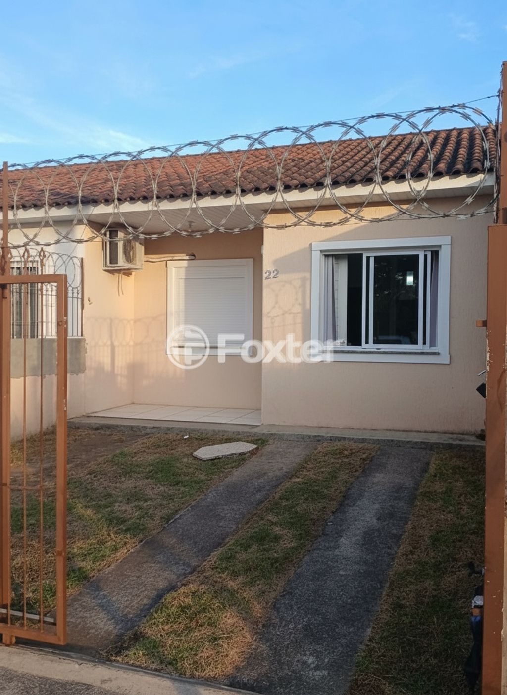 casa sobrado para comprar em Chácara das Rosas, Cachoeirinha - foto 1