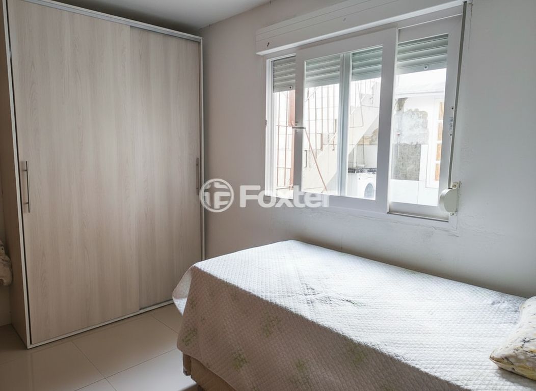casa sobrado para comprar em Théo Benevenuto, 12 - foto 17