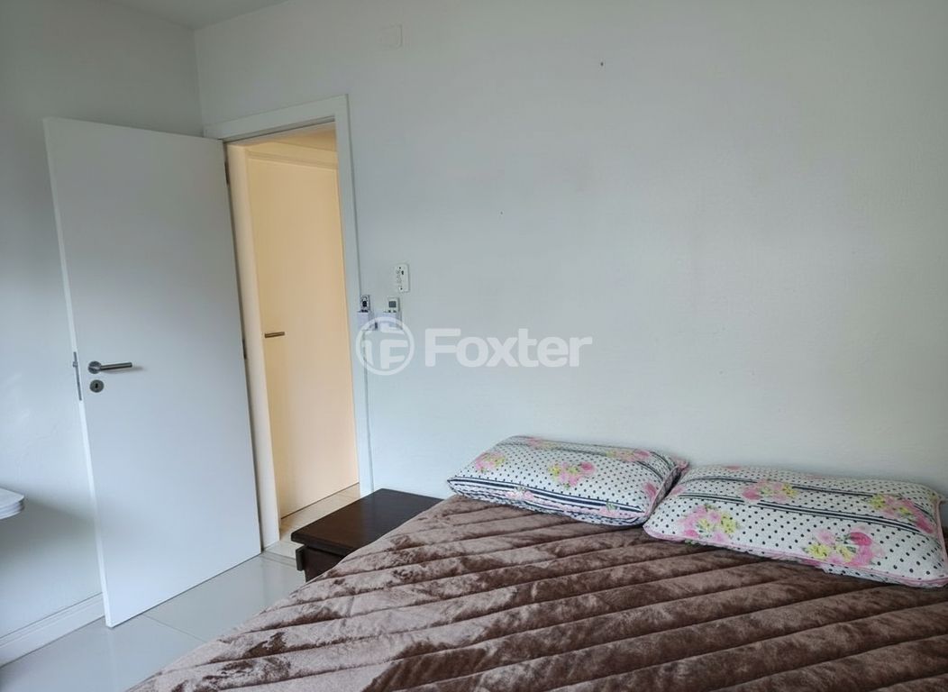 casa sobrado para comprar em Théo Benevenuto, 12 - foto 15