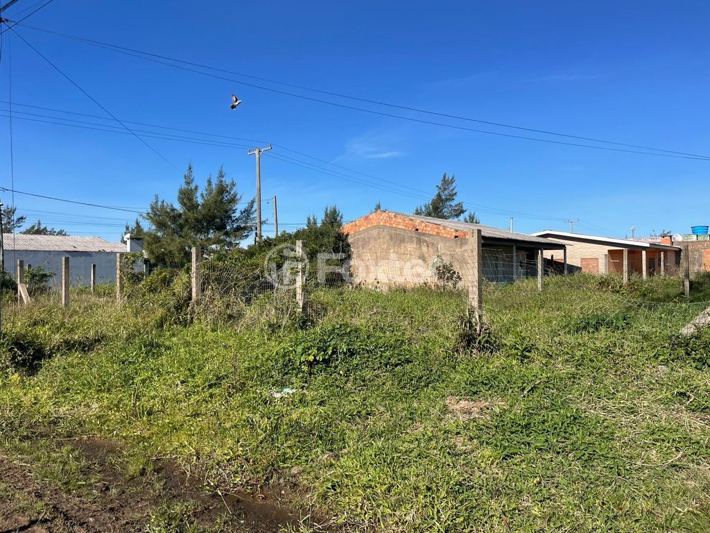 terreno lote condominio para comprar em Hortência, 540 - foto 3