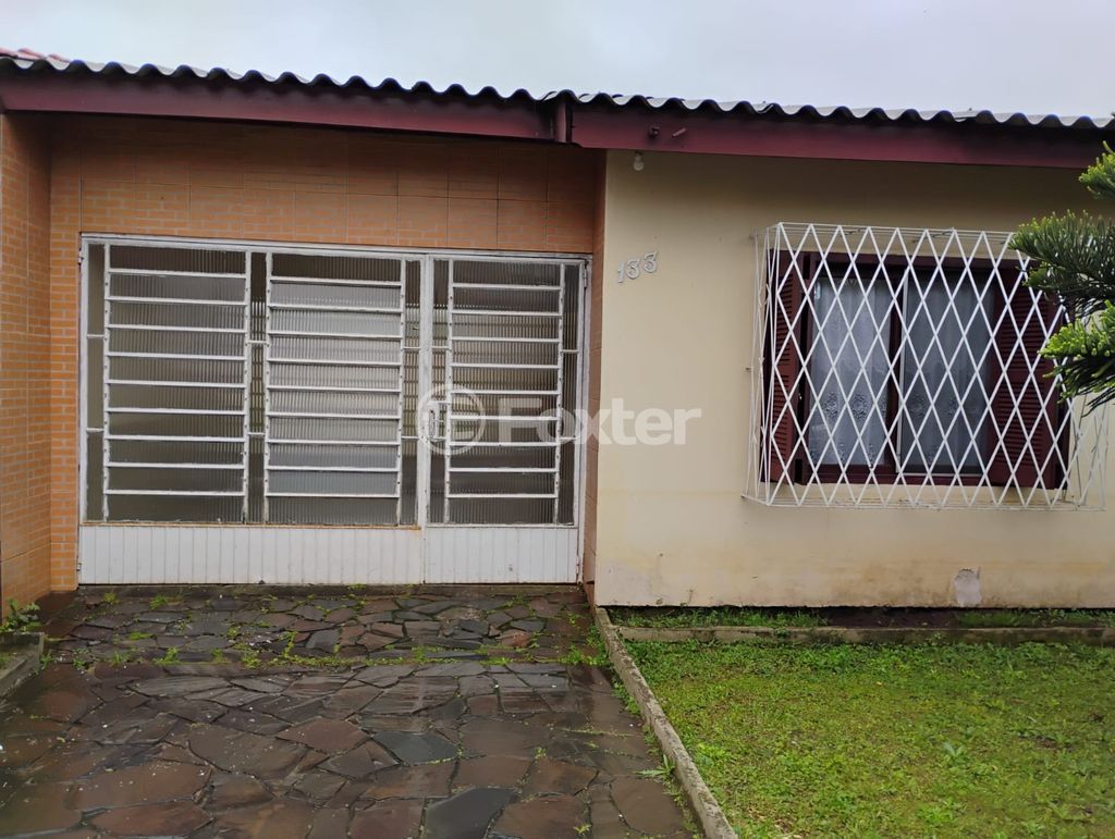 casa sobrado para comprar em Centro, Guaíba - foto 1
