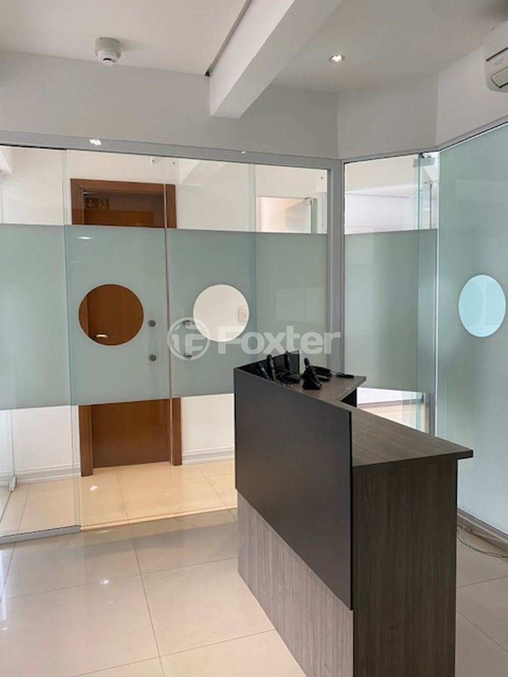 consultorio sala conjunto para comprar em Menino Deus, Porto Alegre - foto 1