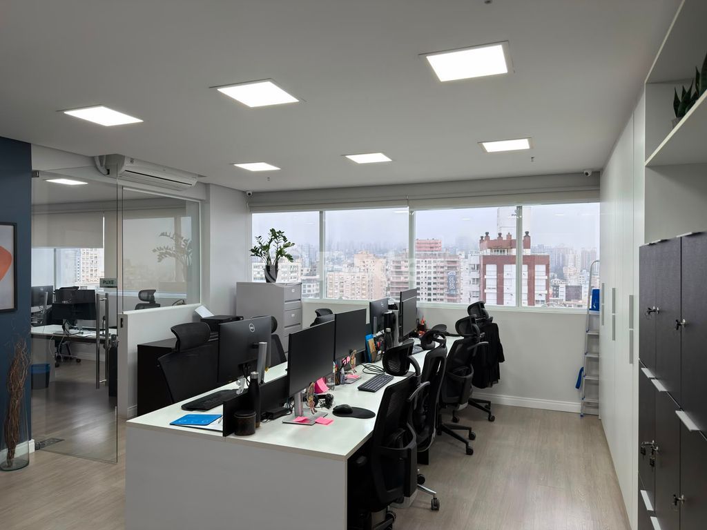consultorio sala conjunto para comprar em Osvaldo Aranha, 1022 - foto 12
