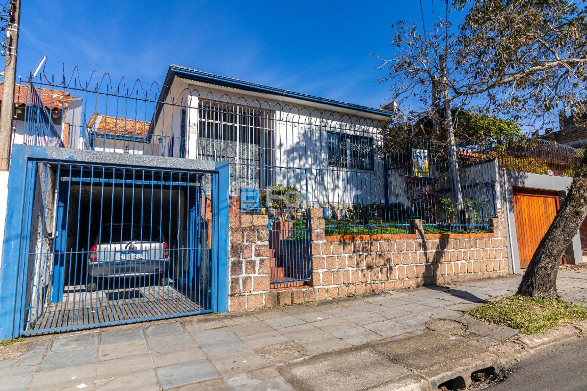 casa sobrado para comprar em Tristeza, Porto Alegre - foto 1