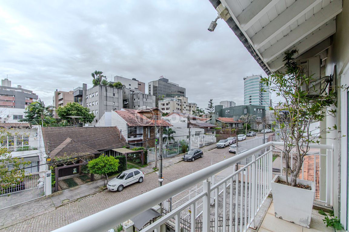 casa sobrado para comprar em Comendador Creidy, 330 - foto 28