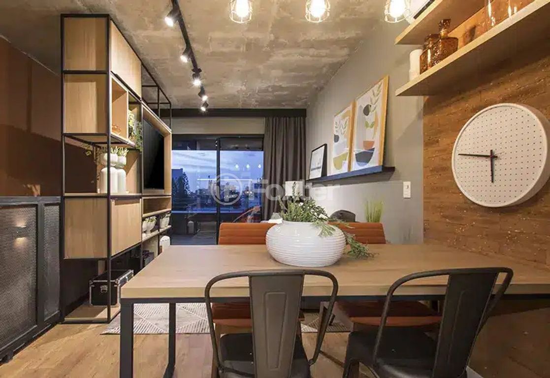 Apartamento para comprar em Menino Deus, Porto Alegre - foto 1