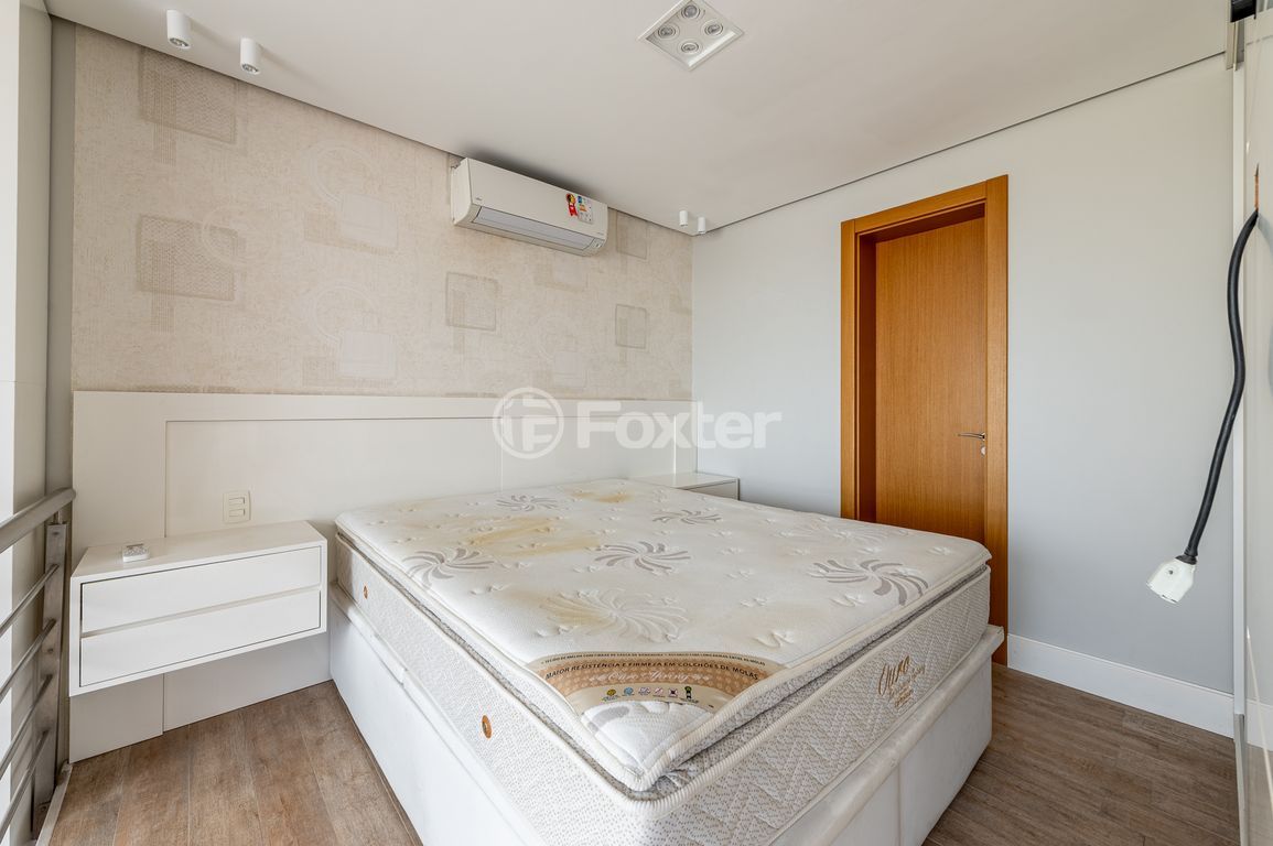 Loft/Flat para comprar em Valdir Antônio Lopes, 199 - foto 17