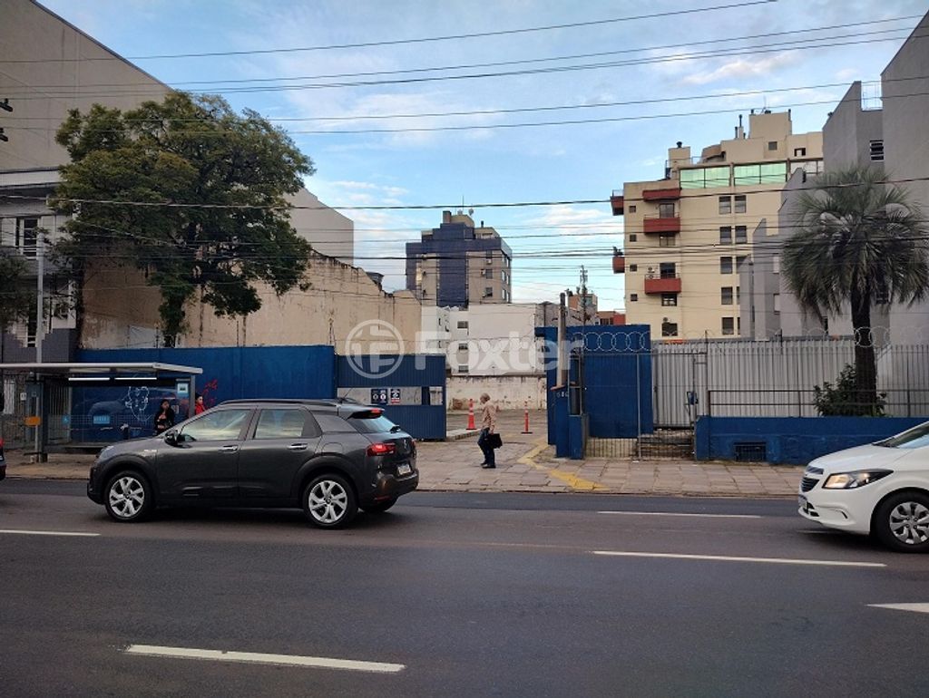 terreno lote condominio para comprar em Praia de Belas, Porto Alegre - foto 1