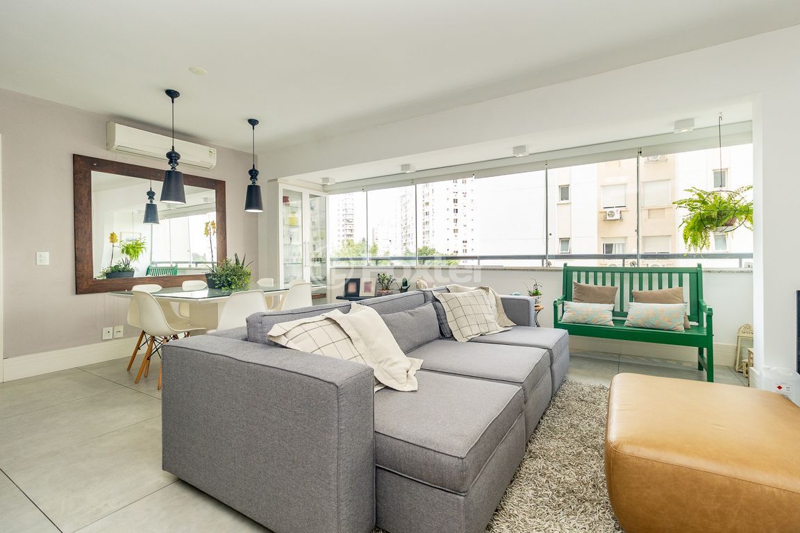 Apartamento para comprar em Passo da Areia, Porto Alegre - foto 1