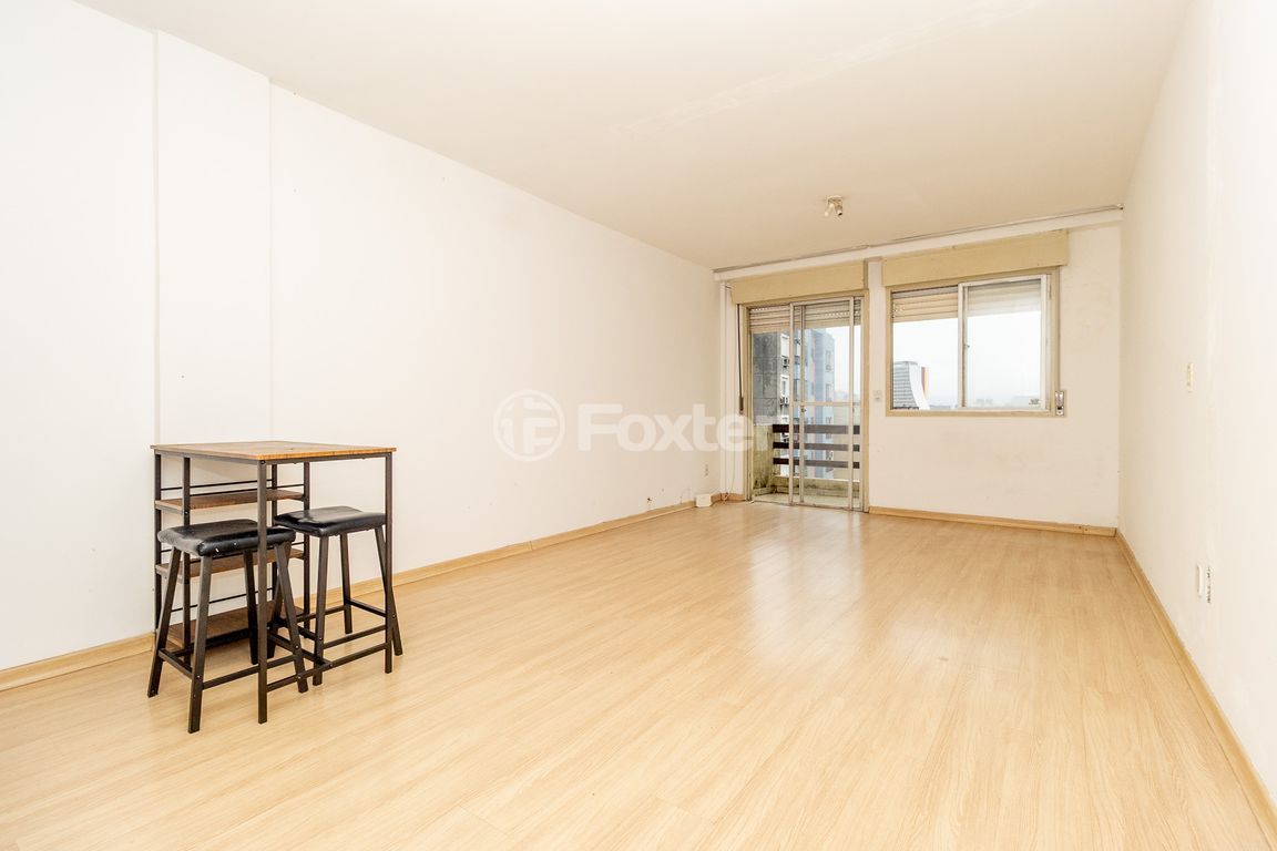 studio kitnet jk para comprar em Centro Histórico, Porto Alegre - foto 1