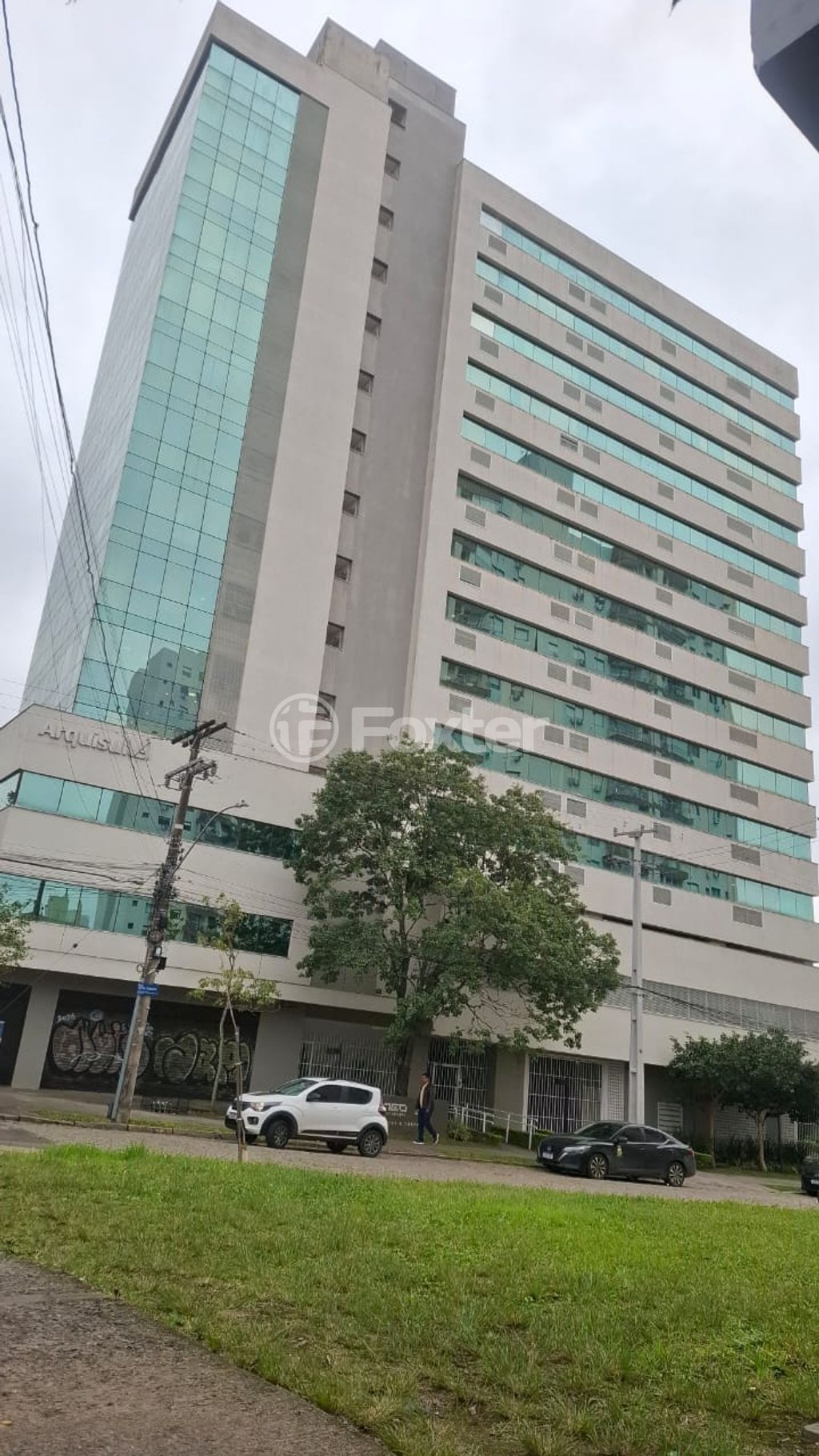 consultorio sala conjunto para comprar em Santa Maria Goretti, Porto Alegre - foto 1