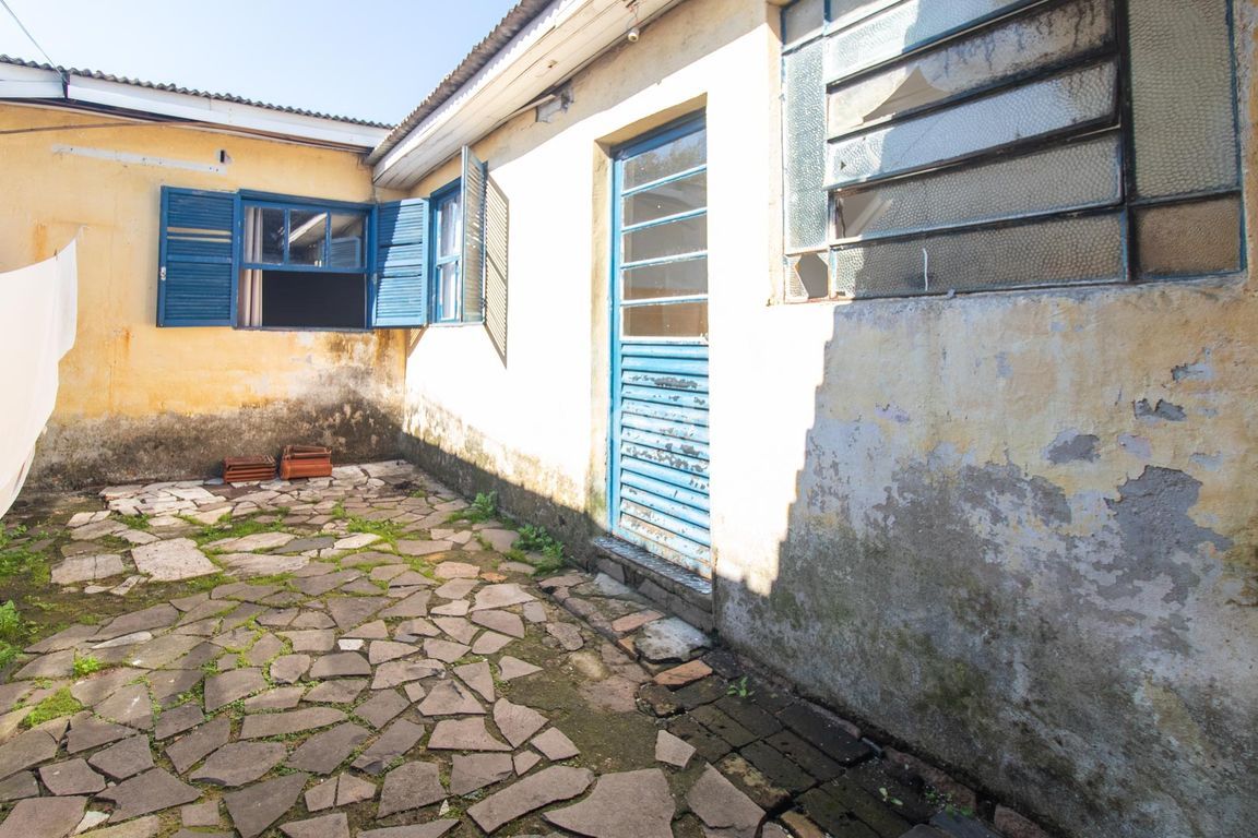 casa sobrado para comprar em Coronel Jaime da Costa Pereira, 363 - foto 19