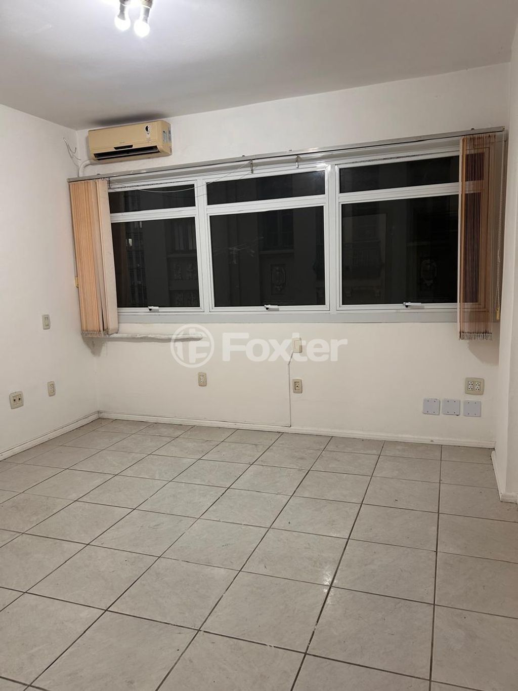 consultorio sala conjunto para comprar em Centro Histórico, Porto Alegre - foto 1