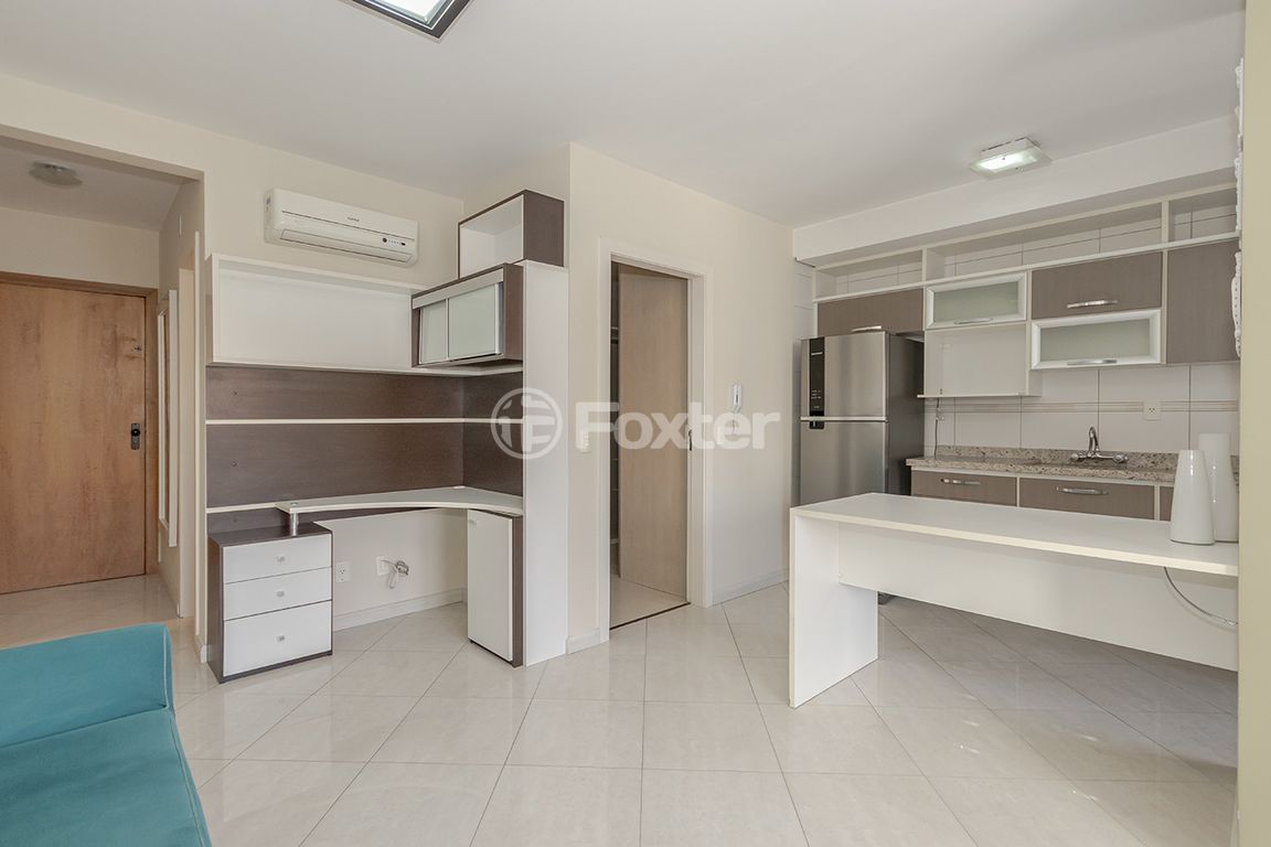 Apartamento para comprar em Carlos Trein Filho, 570 - foto 4