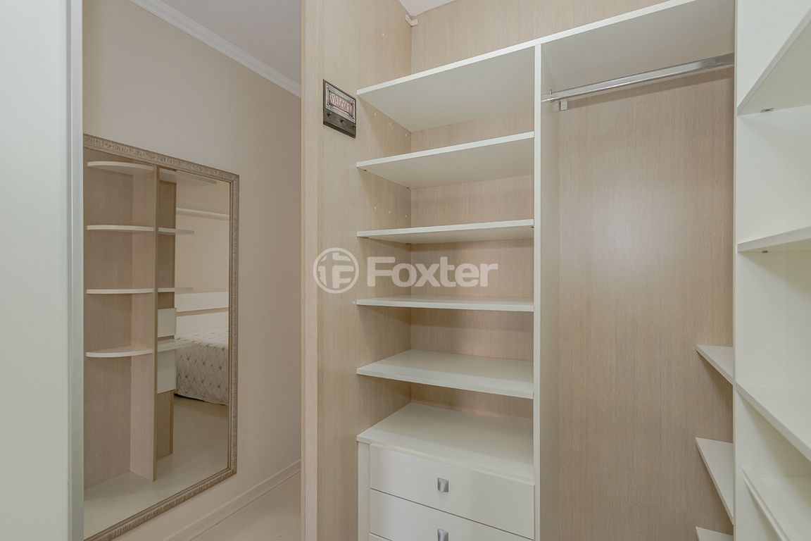 Apartamento para comprar em Carlos Trein Filho, 570 - foto 17