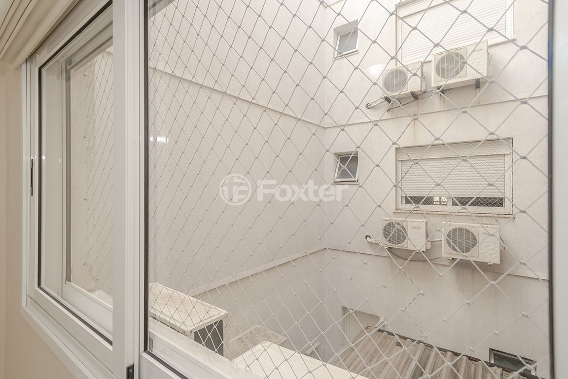Apartamento para comprar em Carlos Trein Filho, 570 - foto 9
