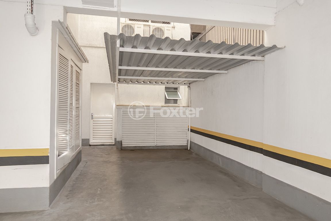 Apartamento para comprar em Carlos Trein Filho, 570 - foto 31