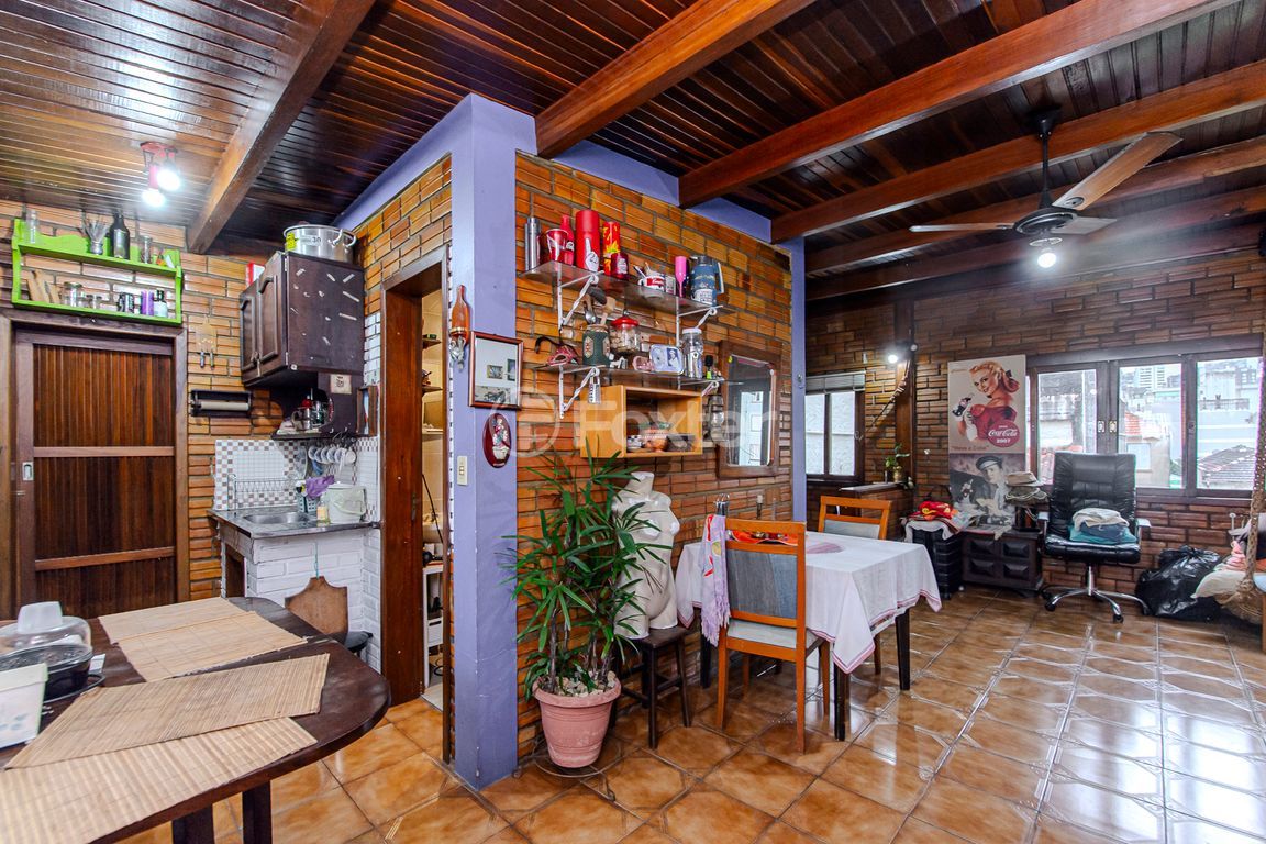 Cobertura para comprar em Santa Cecília, Porto Alegre - foto 1