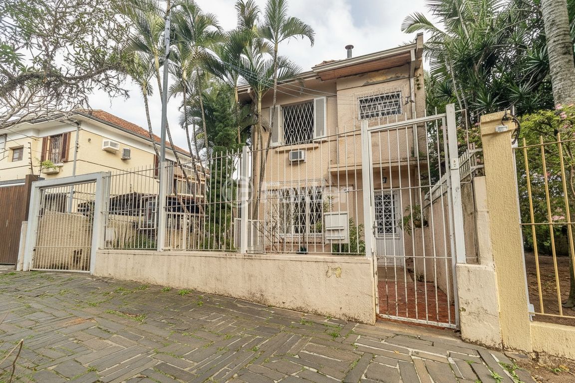 casa sobrado para comprar em Petrópolis, Porto Alegre - foto 1