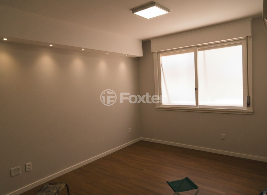Apartamento para comprar em Floresta, Porto Alegre - foto 1