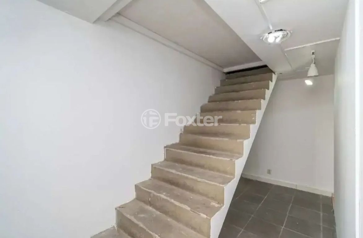 Prédio para comprar em Plínio Brasil Milano, 232 - foto 14