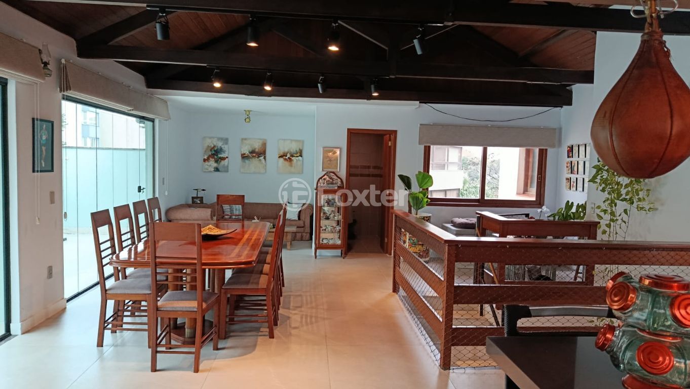cobertura para comprar em Petrópolis, Porto Alegre - foto 1