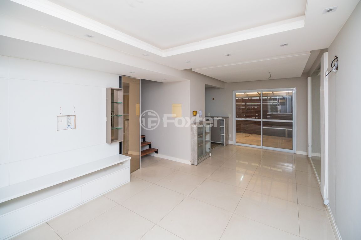 Casa em condominio para comprar em Mário Quintana, Porto Alegre - foto 1