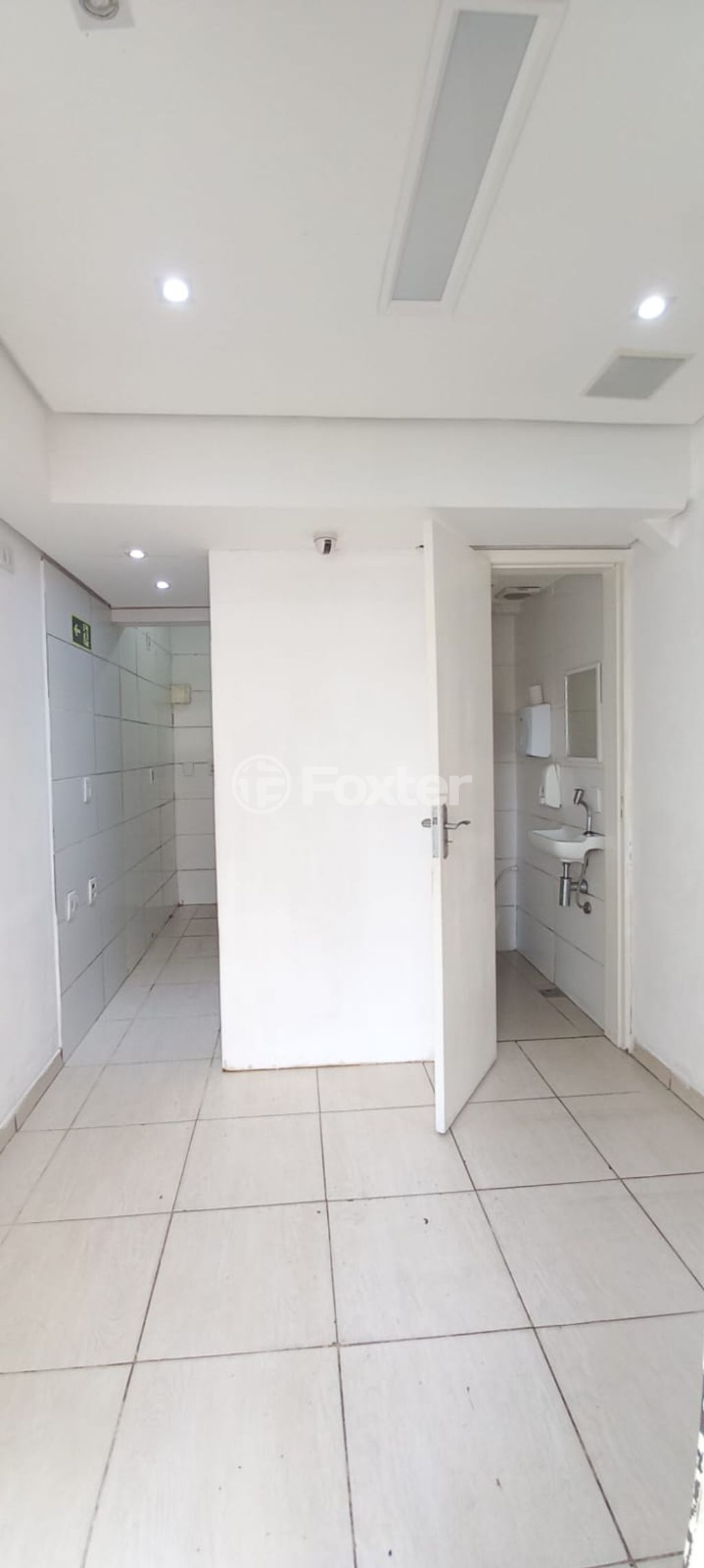box vaga para comprar em Doutor Vicente de Paula Dutra, 111 - foto 3