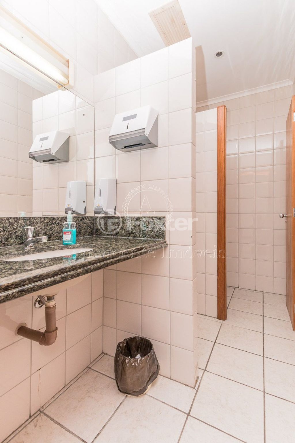 Prédio para comprar em Casemiro de Abreu, 362 - foto 27
