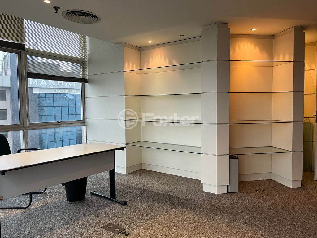 consultorio sala conjunto para comprar em VINTE E QUATRO DE OUTUBRO, 111 - foto 3