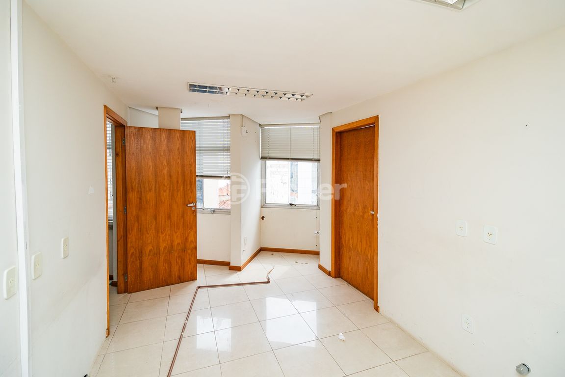 consultorio sala conjunto para comprar em JULIO DE CASTILHOS, 51 - foto 19