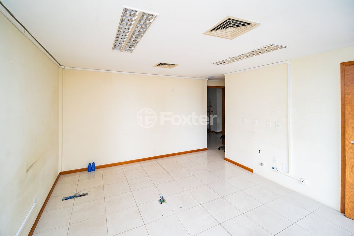 consultorio sala conjunto para comprar em JULIO DE CASTILHOS, 51 - foto 34