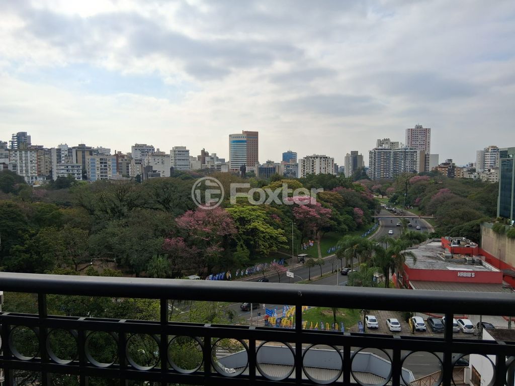 Apartamento para comprar em Rio Branco, Porto Alegre - foto 1
