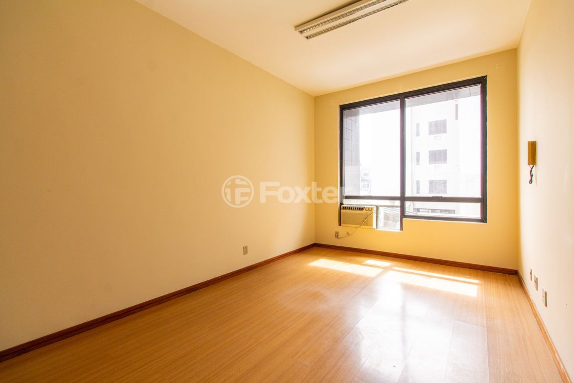 consultorio sala conjunto para comprar em Floresta, Porto Alegre - foto 1