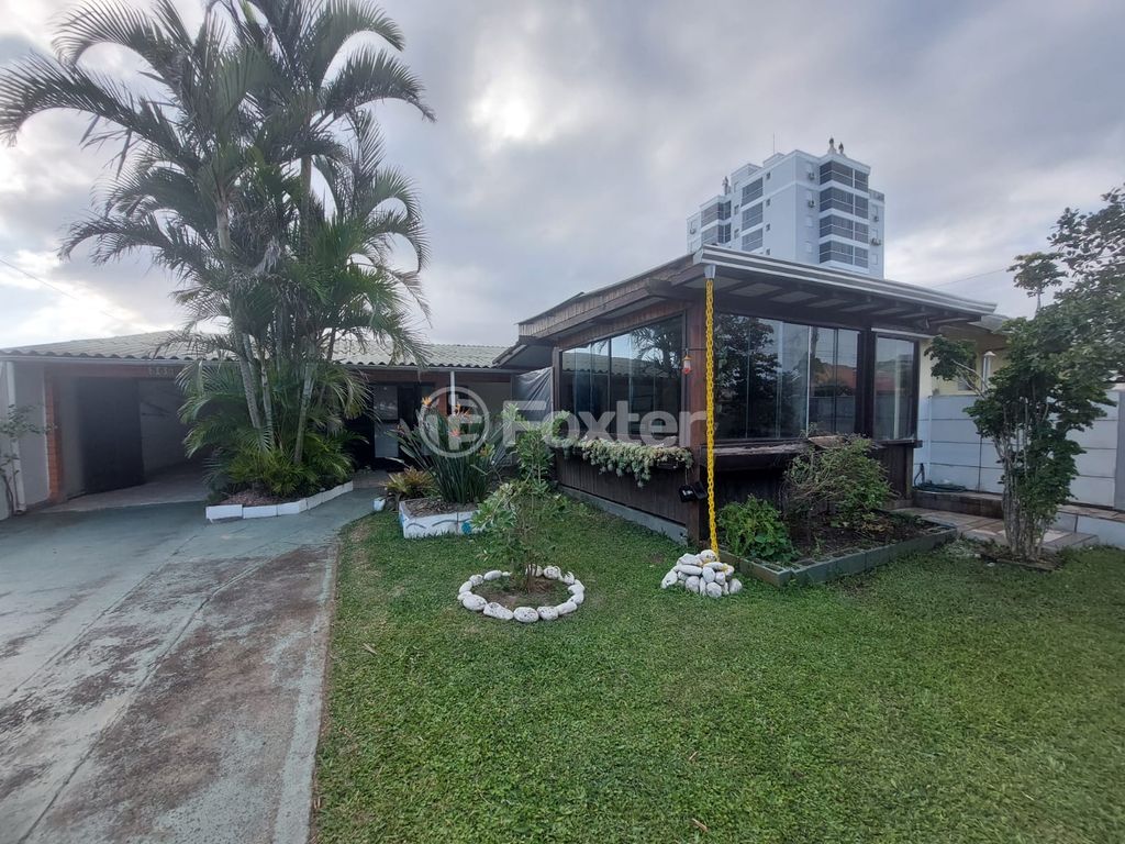 casa sobrado para comprar em Alegrete, 365 - foto 2