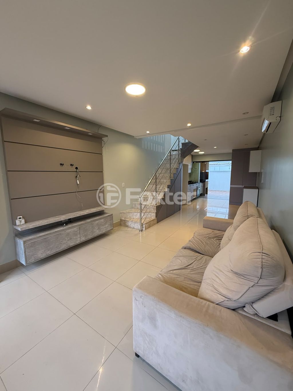 Casa em condominio para comprar em Irany de Oliveira Sant'Anna, 292 - foto 4