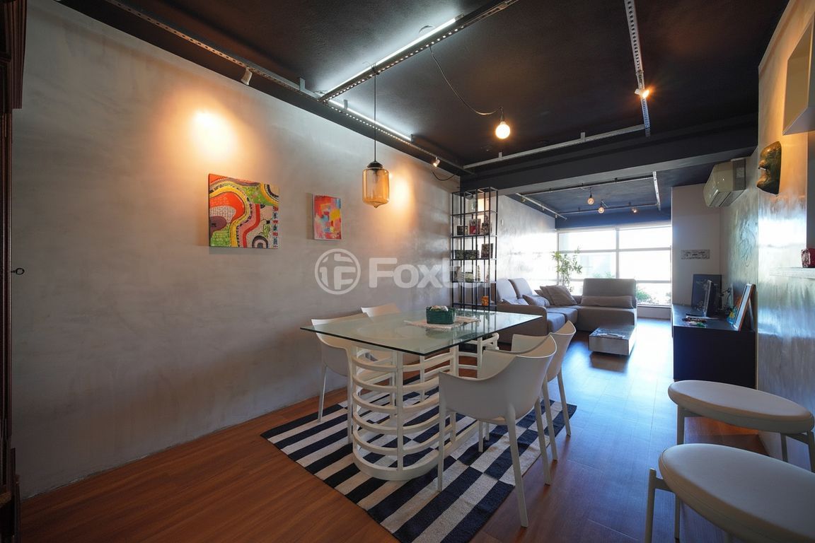 Apartamento para comprar em Mont Serrat, Porto Alegre - foto 1