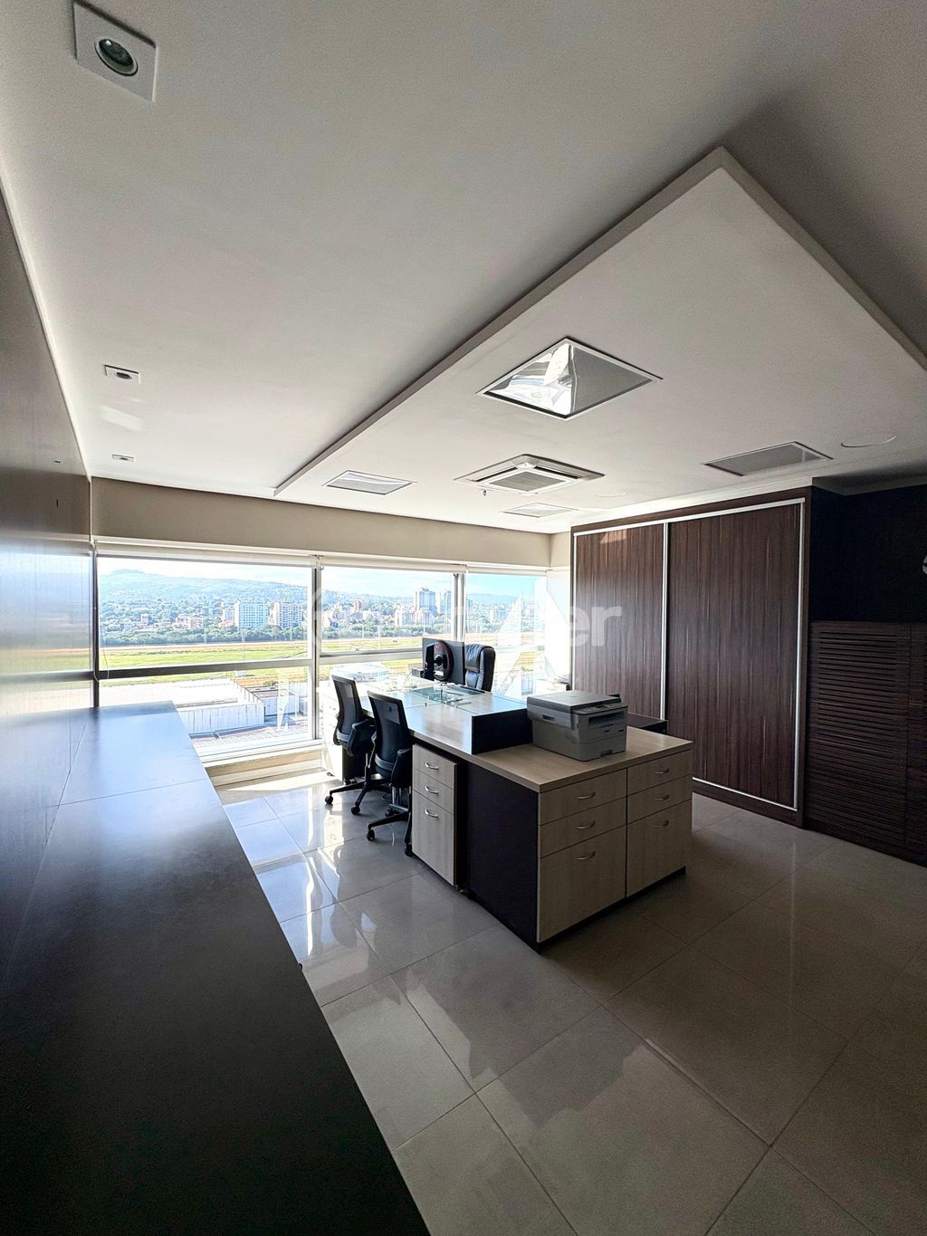 consultorio sala conjunto para comprar em Cristal, Porto Alegre - foto 1