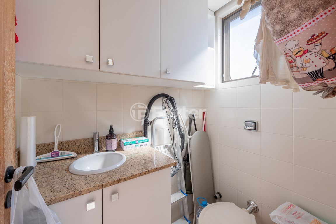 Apartamento para comprar em Carlos Trein Filho, 550 - foto 37