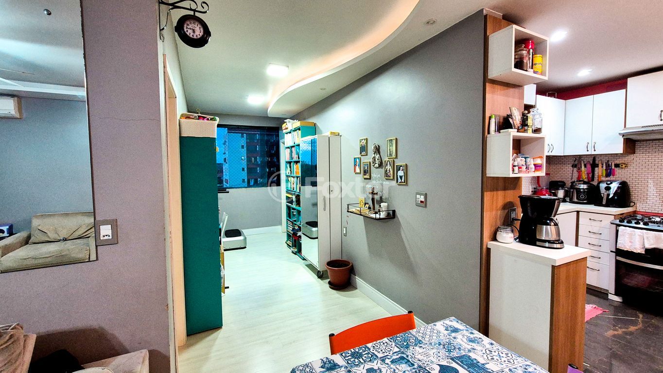 Prédio para comprar em Rocco Aloise, 110 - foto 16