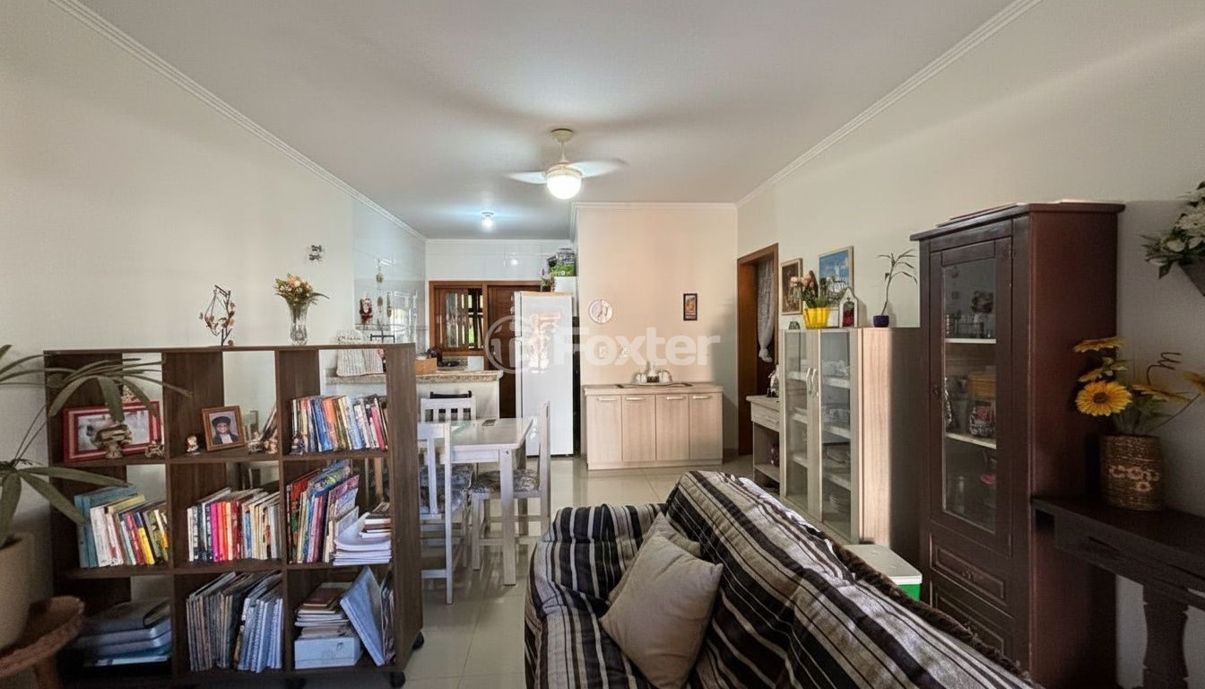 casa sobrado para comprar em Nestor José Nitschke, 231 - foto 9